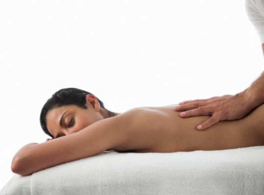 Cách massage Yoni giúp phụ nữ tăng ham muốn